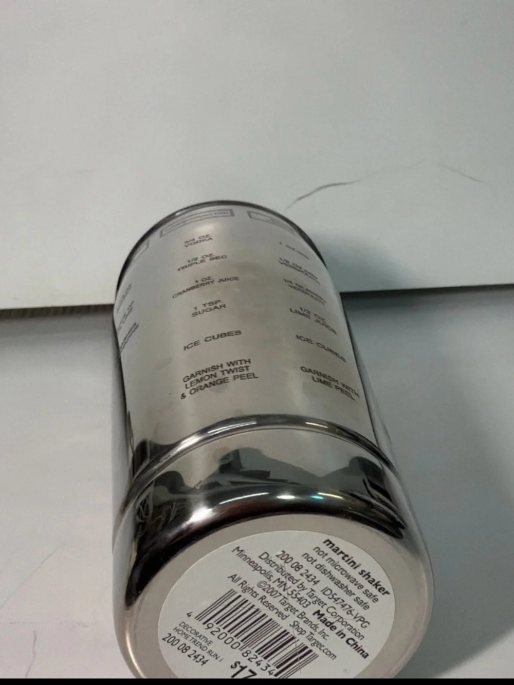 Stainless Steel Cocktail Shaker with Black Cap - Classic Bar Accessory